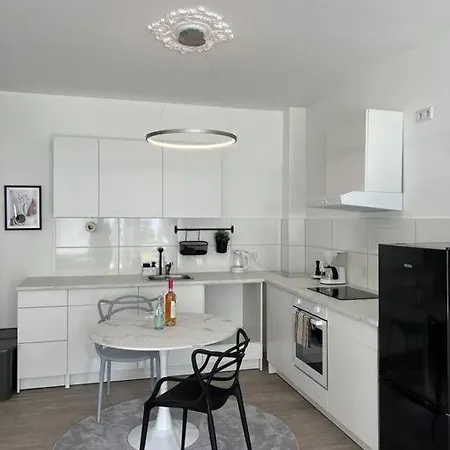 Paris To Bochum, 4 Pers. Apartm. *